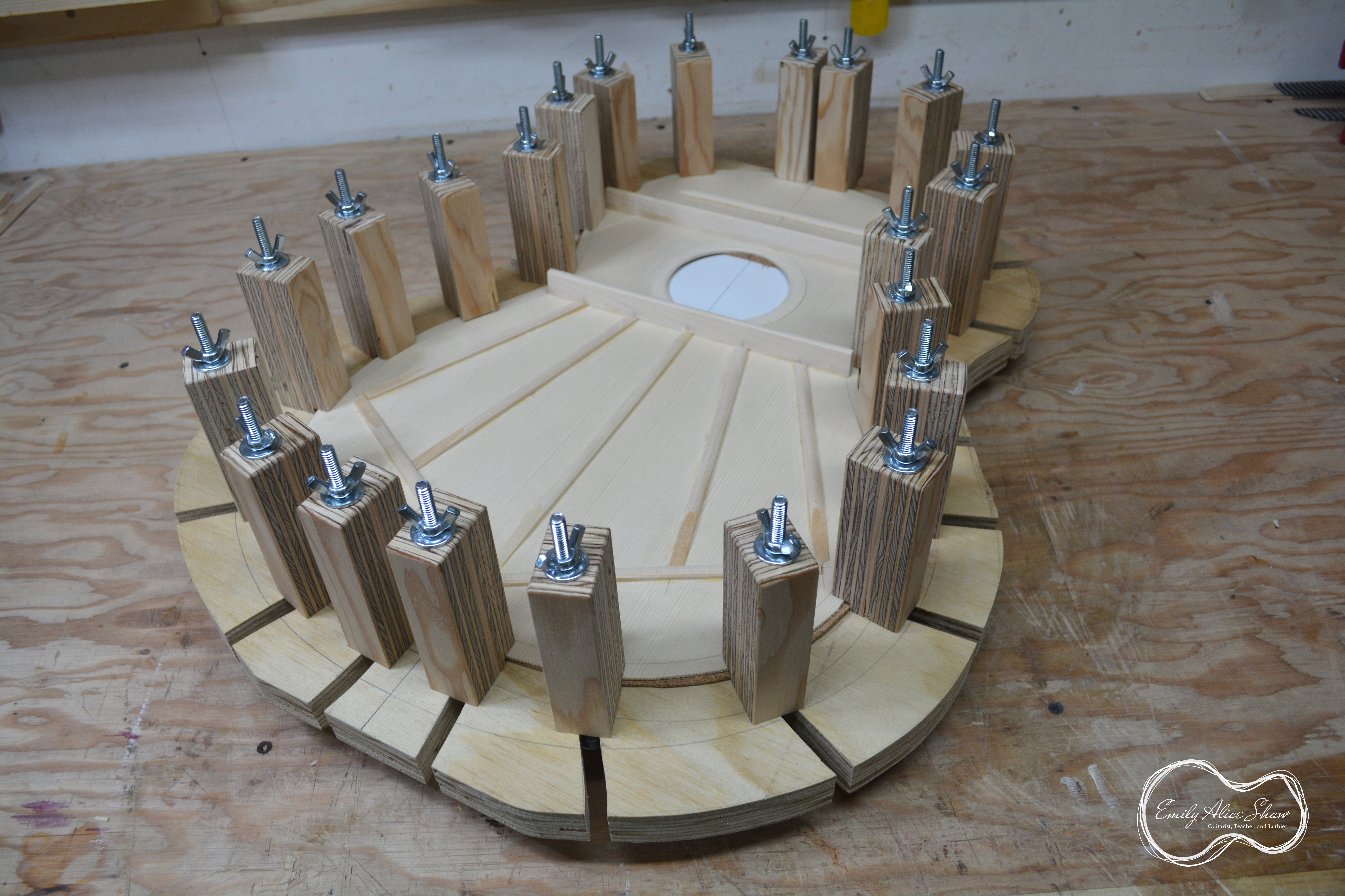 New adjustable mould